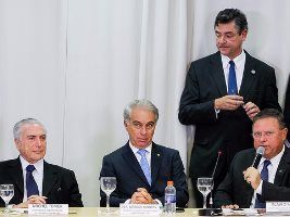 Governo estuda medidas para incentivar agronegócio, diz ministro