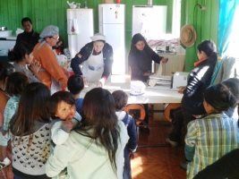 Emater/RS-Ascar realiza oficina de panificados em aldeia guarani de São Miguel das Missões
