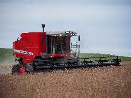 Massey Ferguson apresenta linha completa de colheitadeiras durante a Agrishow 2016