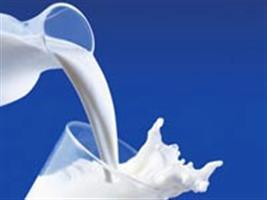 Brasileiro consome mais leite em 2010