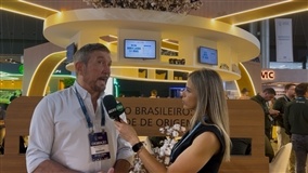 Roupas sintéticas ampliam exposição a microplásticos