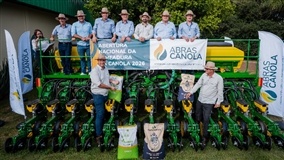 Expodireto Cotrijal sedia aberturada semeadura de canola