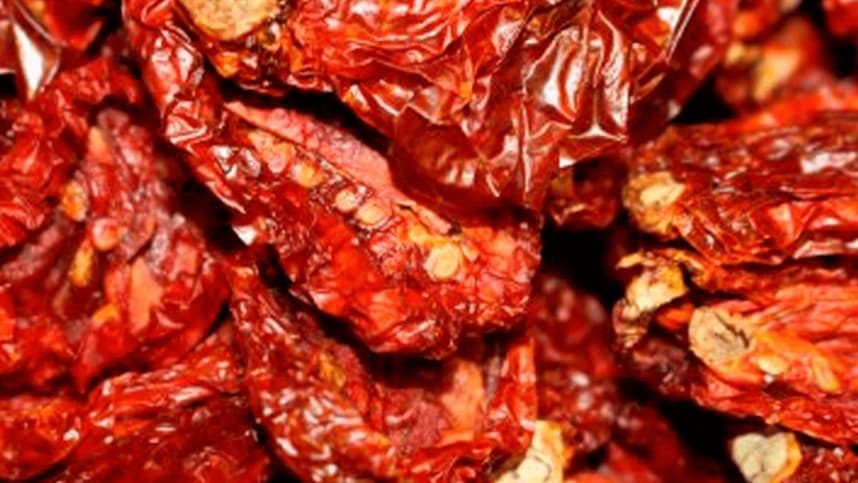 Produção de tomate seco "dribla" altas temperaturas 
