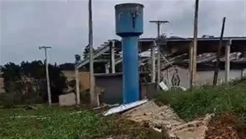Tornado atinge São José da Boa Vista (PR)