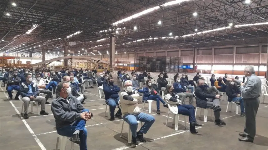 Stifa percorre 2,3 mil km para reuniões com equipes de campo