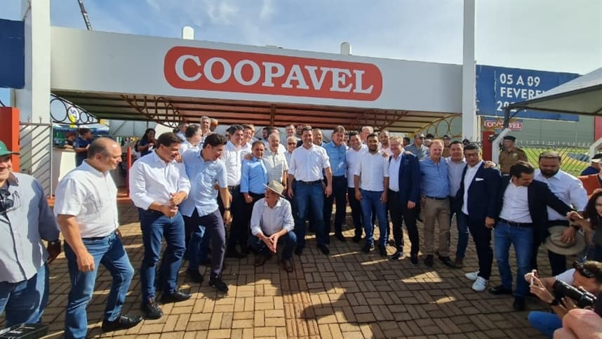 Show Rural Coopavel abre edição 2026 destacando inovação, tecnologia e agroindústria familiar
