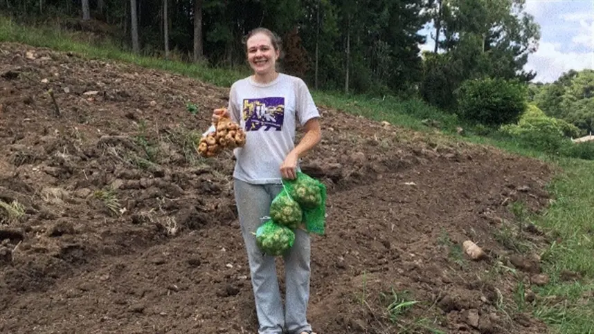 RS: agricultoras de Serra vão produzir gladíolos para o Dia das Mães