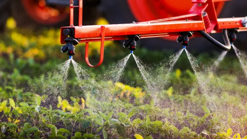 Pulverização eficiente pode reduzir perdas e melhorar o uso de insumos no campo
