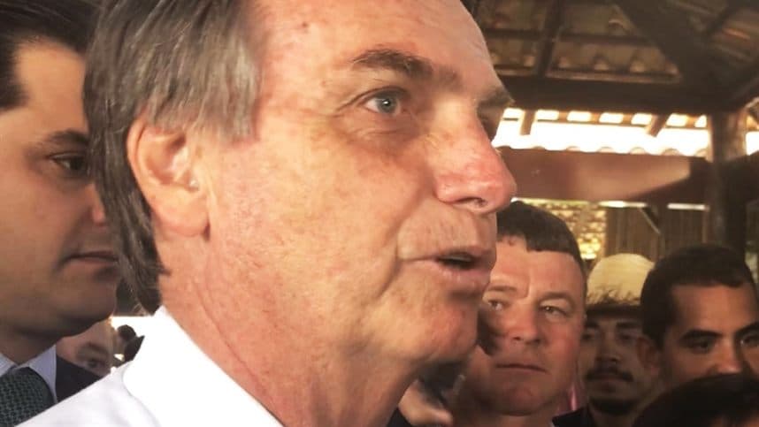 Bolsonaro promete a Biden fim do desmatamento