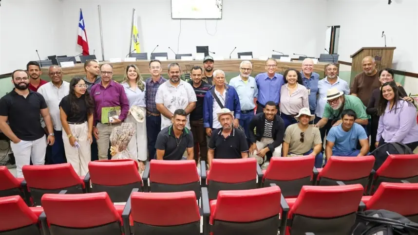 Seagri fortalece cadeia produtiva da mangaba em encontro com municípios da Chapada Diamantina