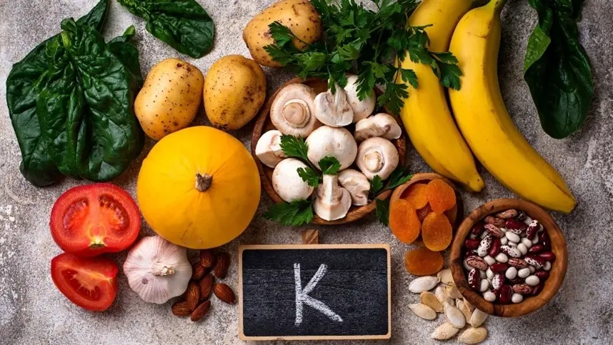 Potássio nas plantas: função, comportamento no solo e principais adubos potássicos