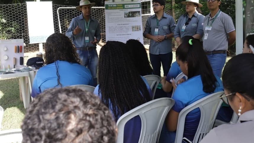 Agrotóxicos: uso responsável é tema de palestra em Jaíba