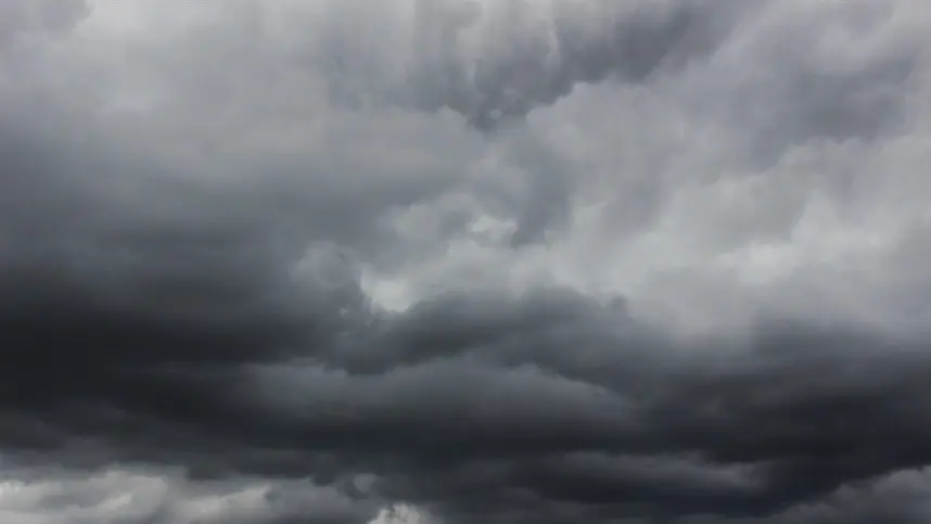 Avanço de frente fria poderá provocar chuvas