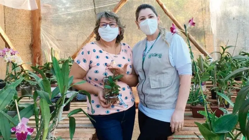 Ex-aluna do SENAR-PR encontra na floricultura uma alternativa de renda