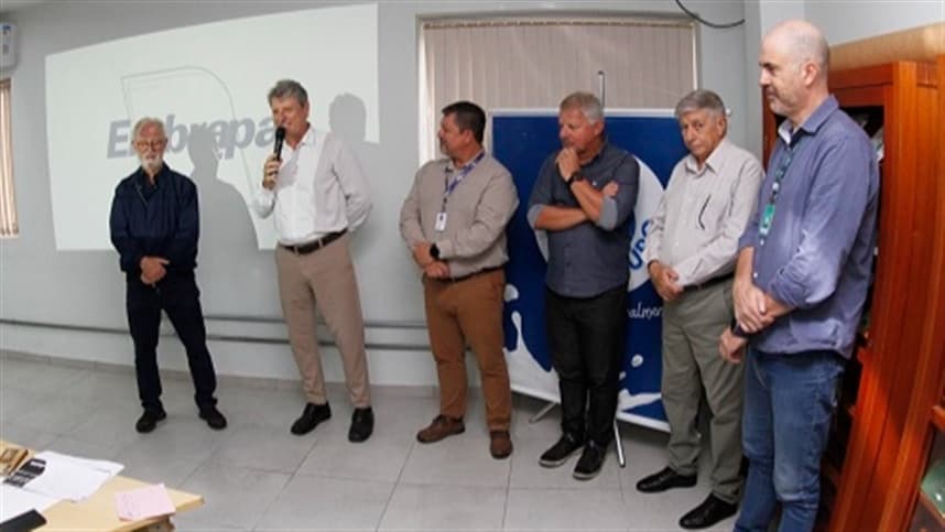Inovação e sustentabilidade da cadeia láctea são foco da reunião do Programa Leite Seguro