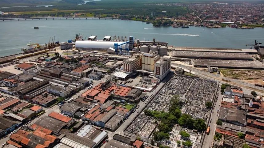Navegação no Porto de Santos é Interrompida