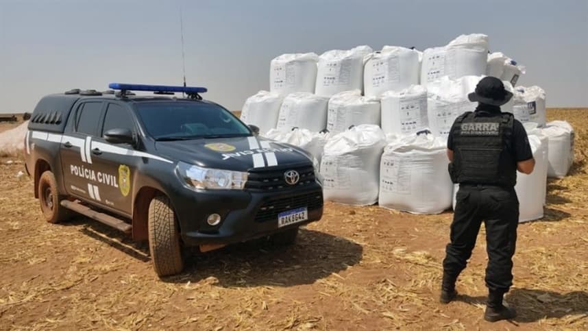 Polícia apreende 37 toneladas de fertilizante adulterado