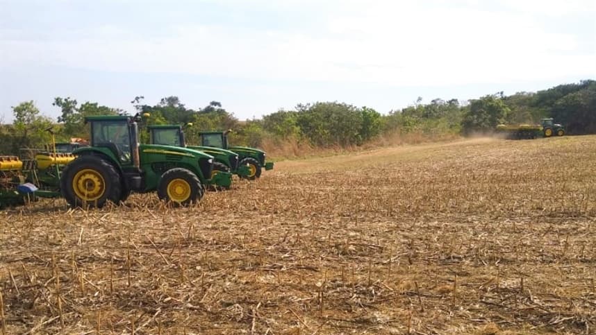 Os benefícios do pó de rocha na agricultura