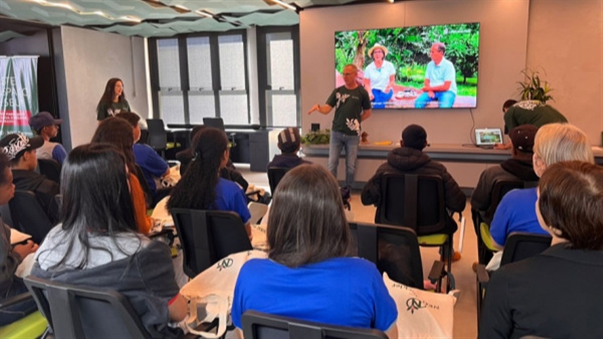 Alunos rurais conhecem exportação e carreiras do café