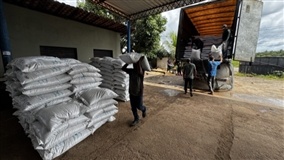 Piscicultores economizam com compra coletiva de ração