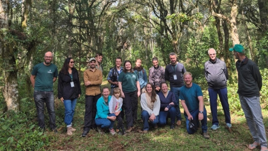 Epagri recebe franceses para troca sobre agrofloresta