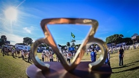 Tratadores e equipes premiados na 91ª ExpoZebu