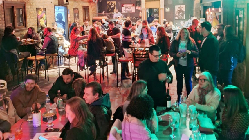 Ciência e abelhas no bar: Pint of Science em Bento Gonçalves