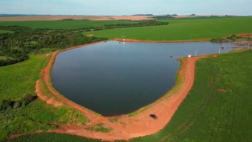 Uma das principais medidas da nova lei é facilitar a construção de barragens para reservar água, visando especialmente a irrigação