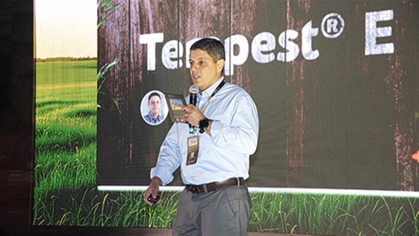Gerente de herbicidas da Sumitomo Chemical, Luciano Teixeira. Crédito: Sumitomo Chemical.