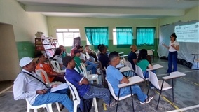  Cafeicultores aprendem análise de solo em curso da Epamig