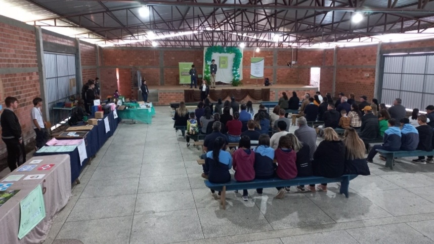 Aprendizes do Instituto Crescer Legal mostram protagonismo e conexão com suas comunidades